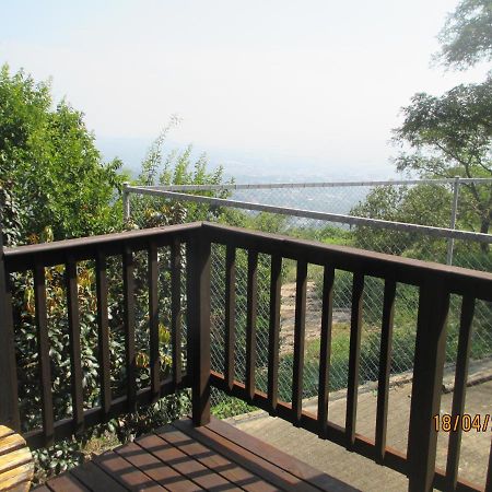 The Tree House Villa Mbombela ภายนอก รูปภาพ